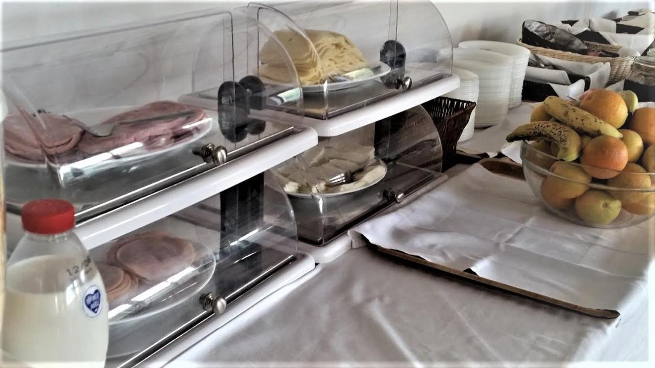 Marion Hotel Polis Bagian luar foto